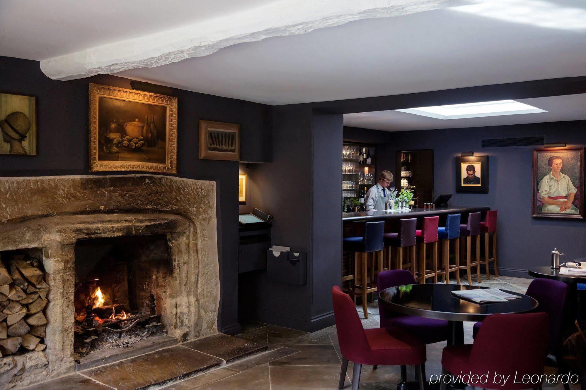 Old Parsonage Hotel Оксфорд Екстер'єр фото The bar at The Old parsonage